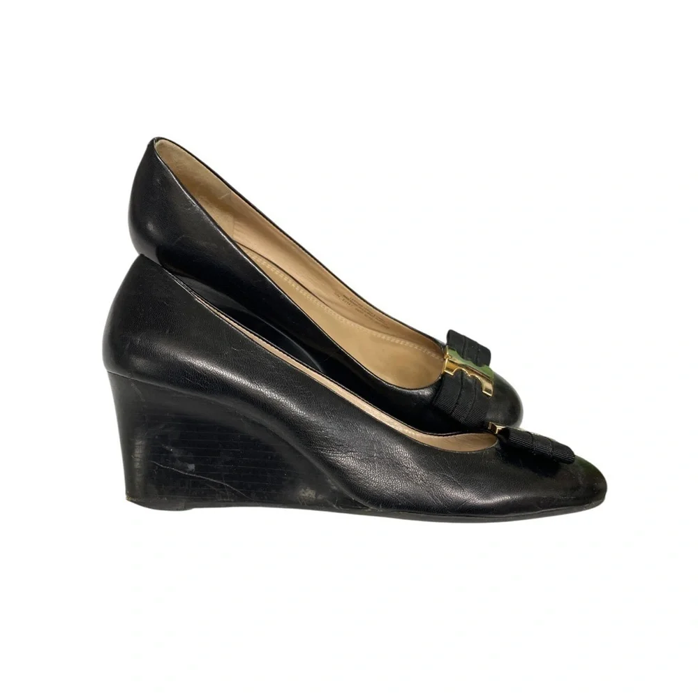 Tory Burch these tory